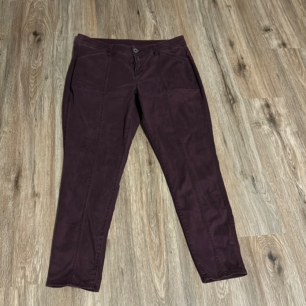 Women’s pants, jean like